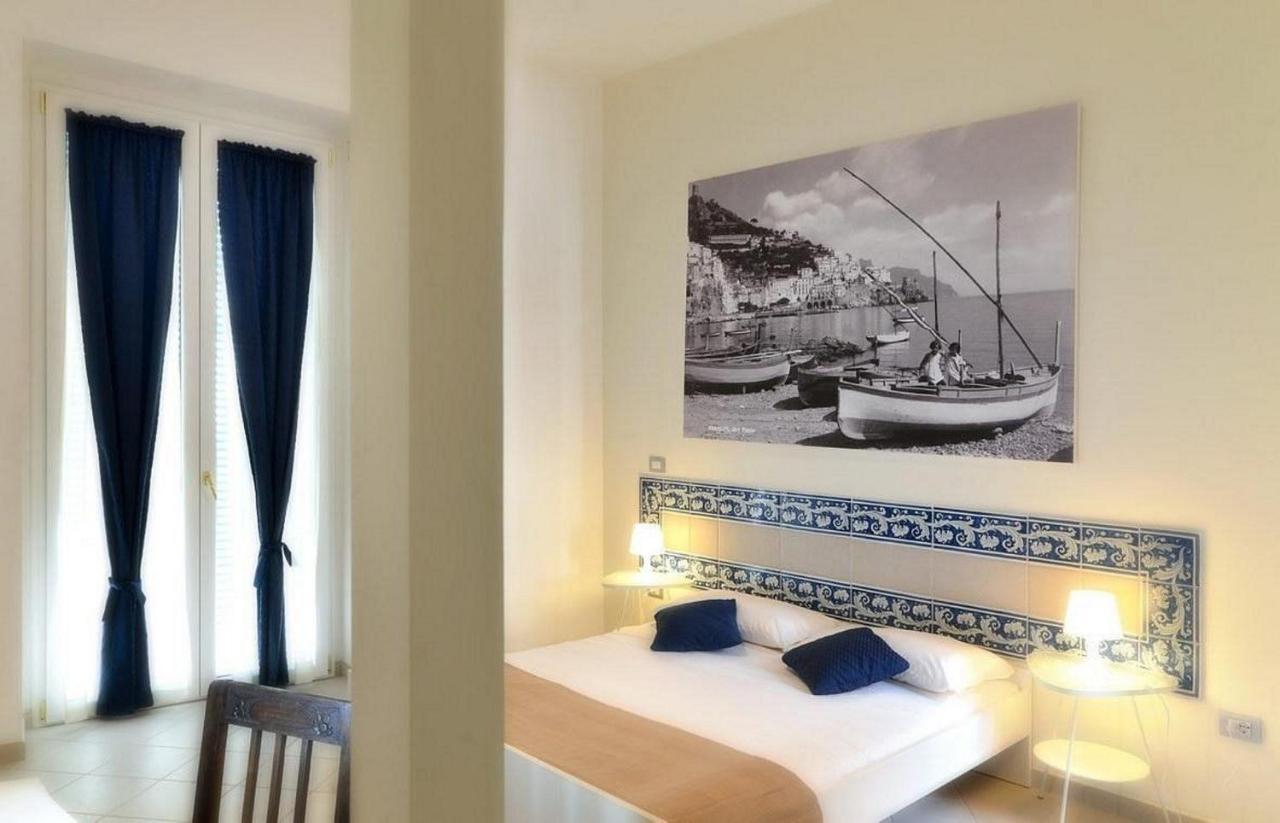 Santi E Saraceni Rooms Salerno Exterior foto