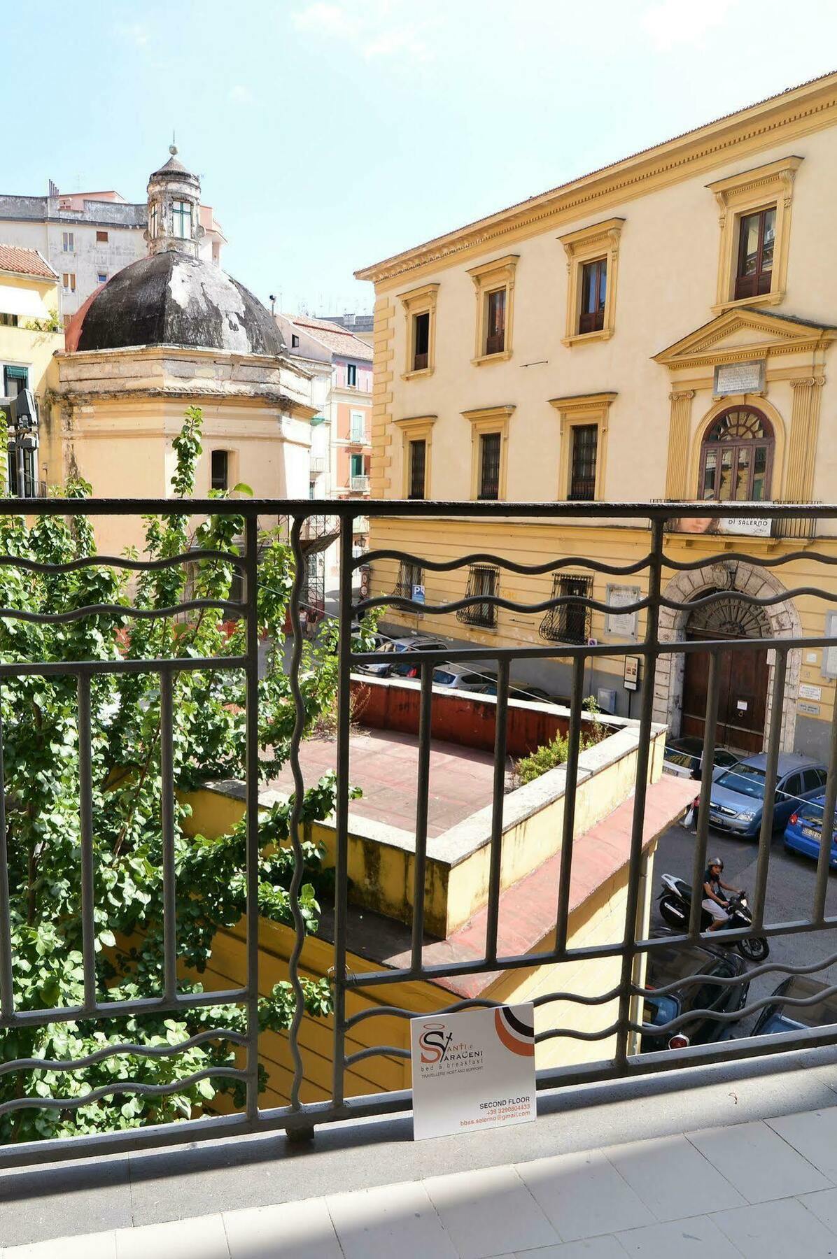 Santi E Saraceni Rooms Salerno Exterior foto